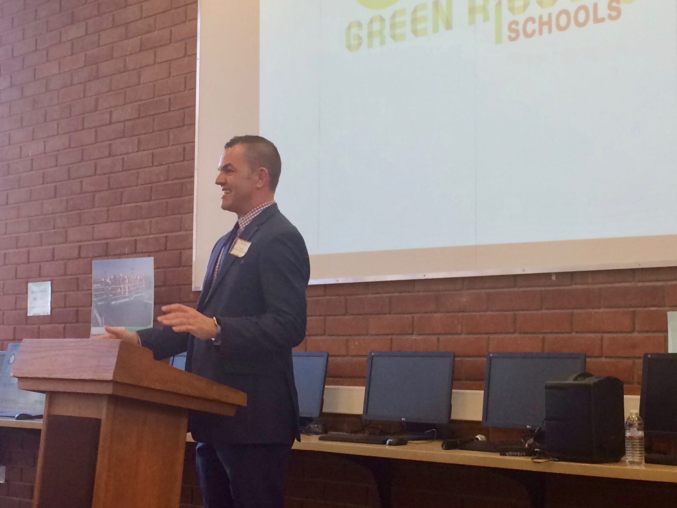 Redondo Beach schools honored with Green Ribbon