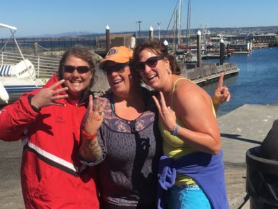 Beach sports – Swimming with jellies