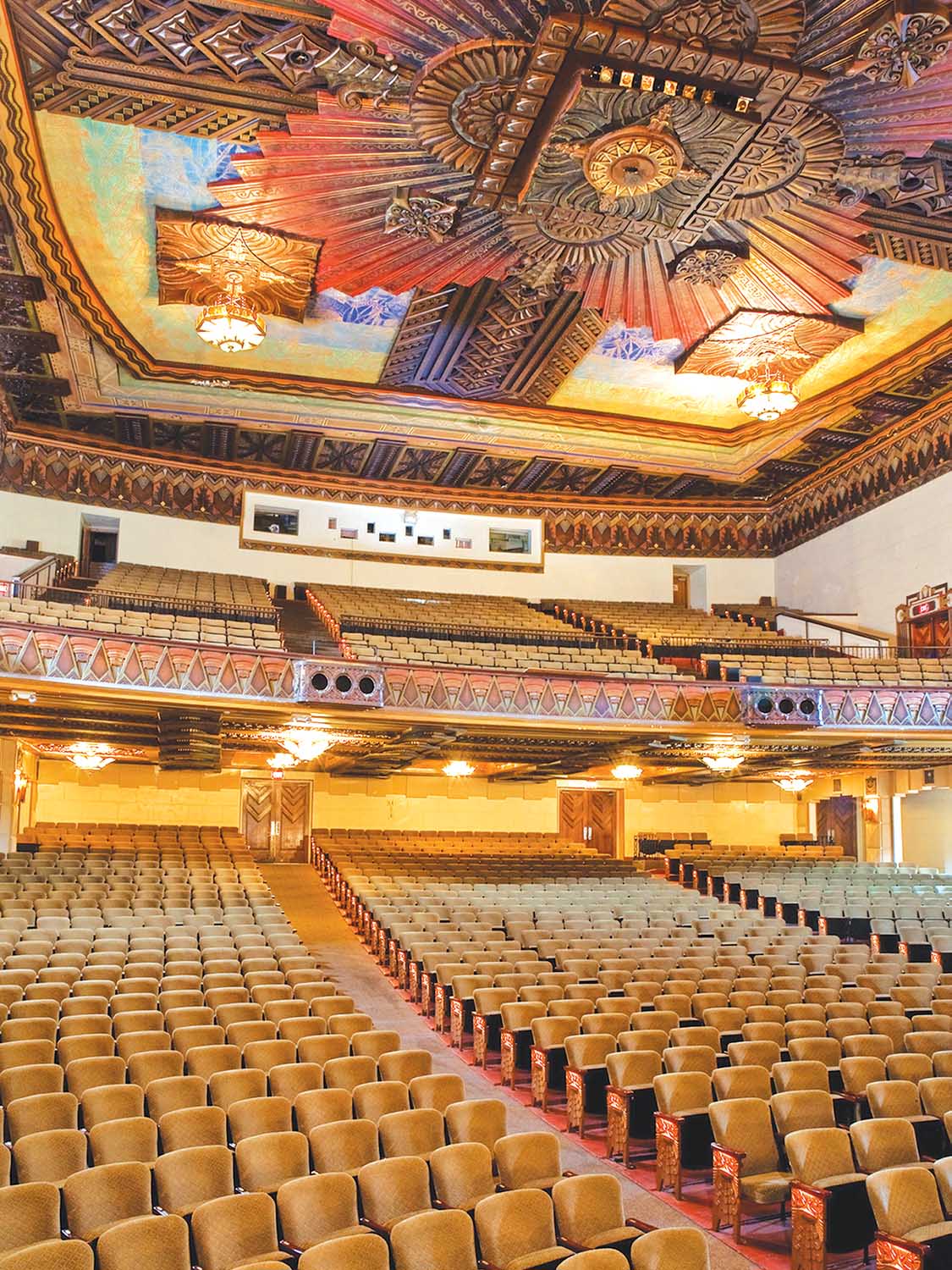 The Warner Grand Theatre, a gem from the golden age of cinema