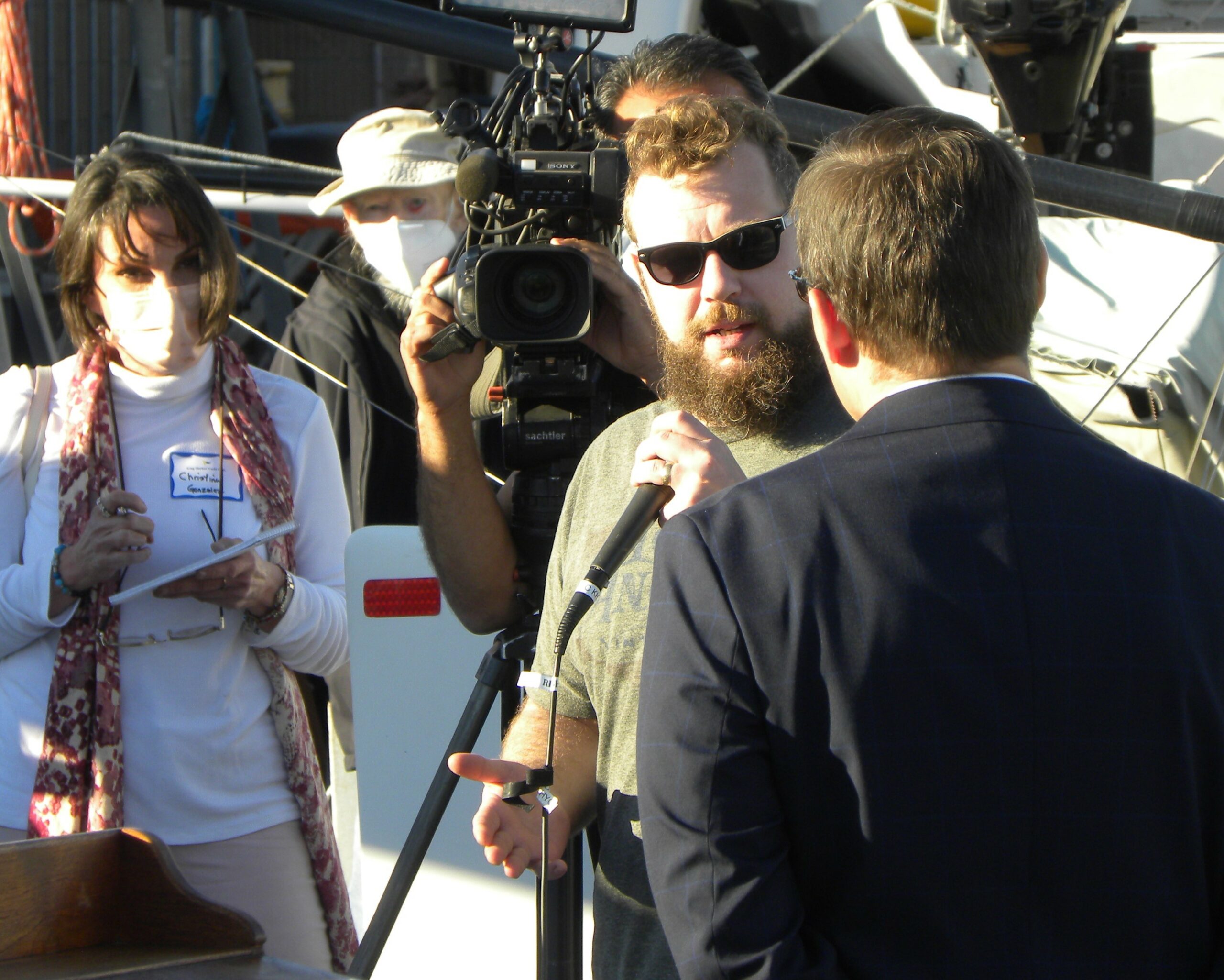 City officials, Redondo King Harbor liveaboards look for answers