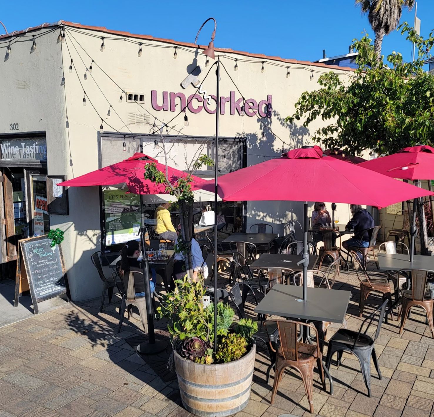 Best of the Beach 2022:  Wine Shop, Flower Shop