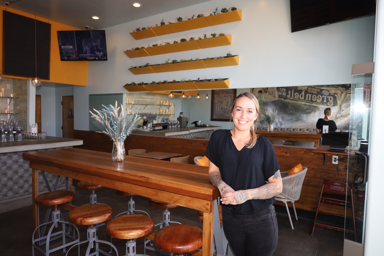 Mobile vegans and Holy Cow coming to Redondo, Belt becomes Spot in Hermosa, Brazilian BBQ in ES