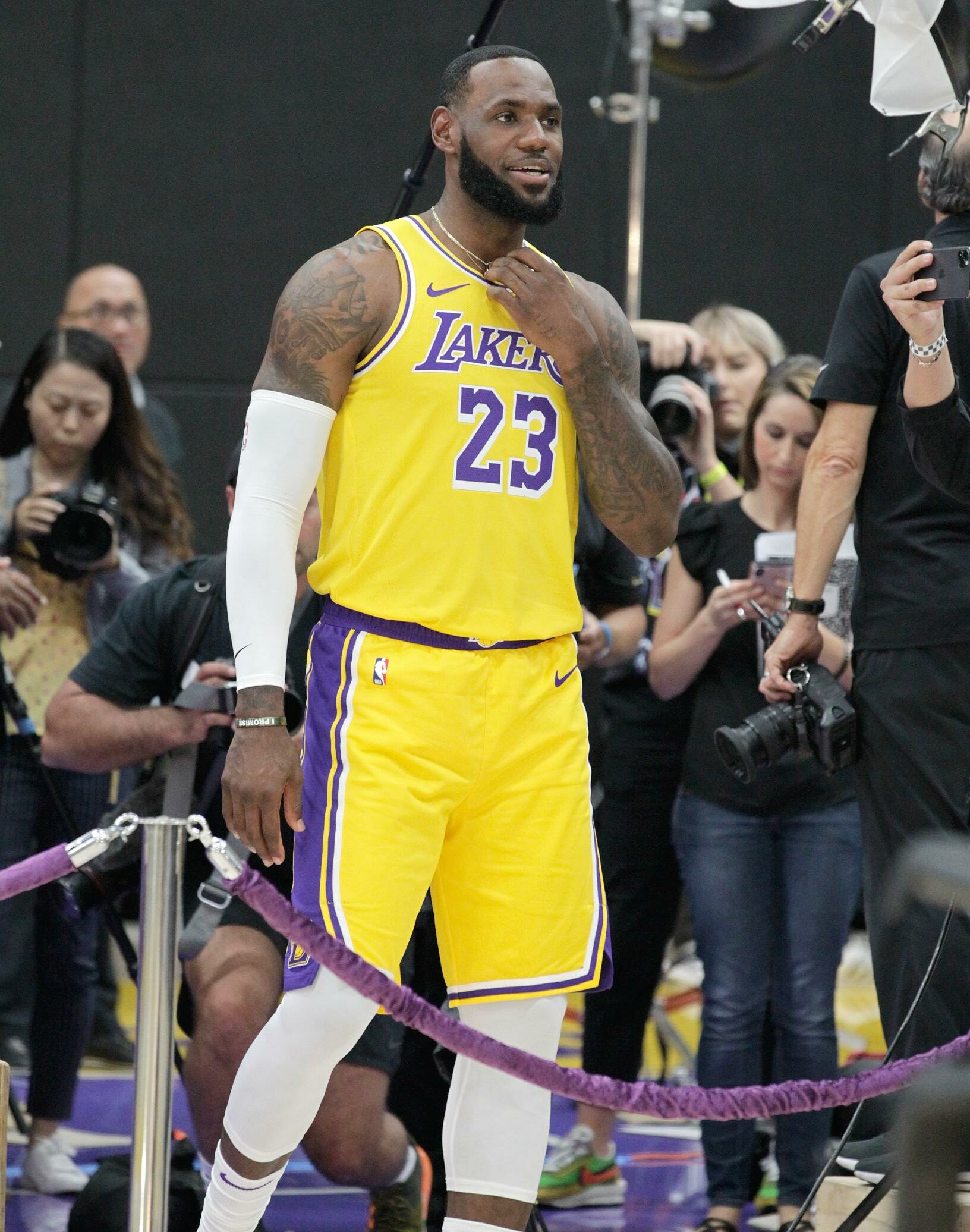 All Ball Sports:  Lakers/Clippers last Hallway Series