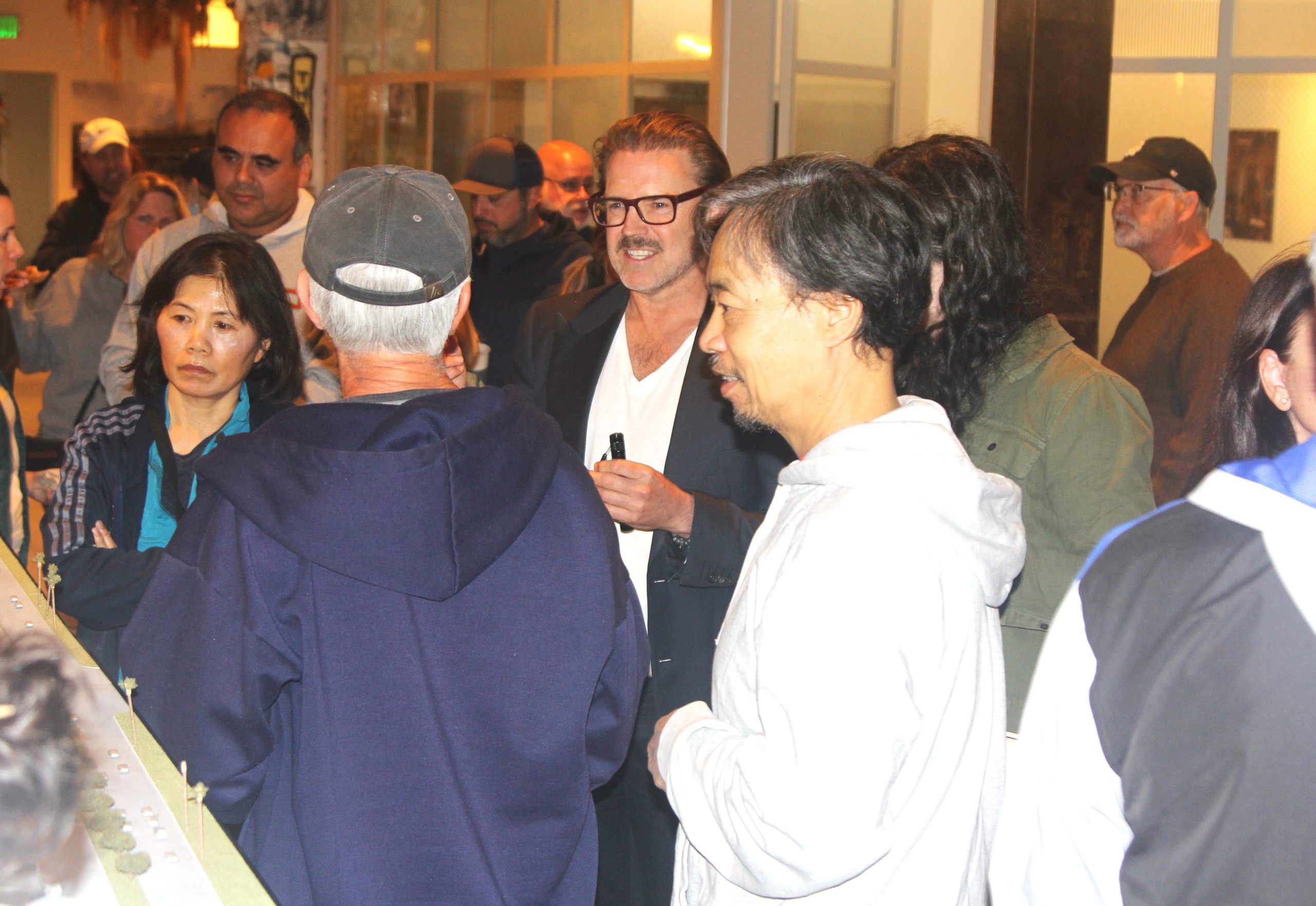 The South Bay Galleria in Redondo Beach foreclosed, up for sale