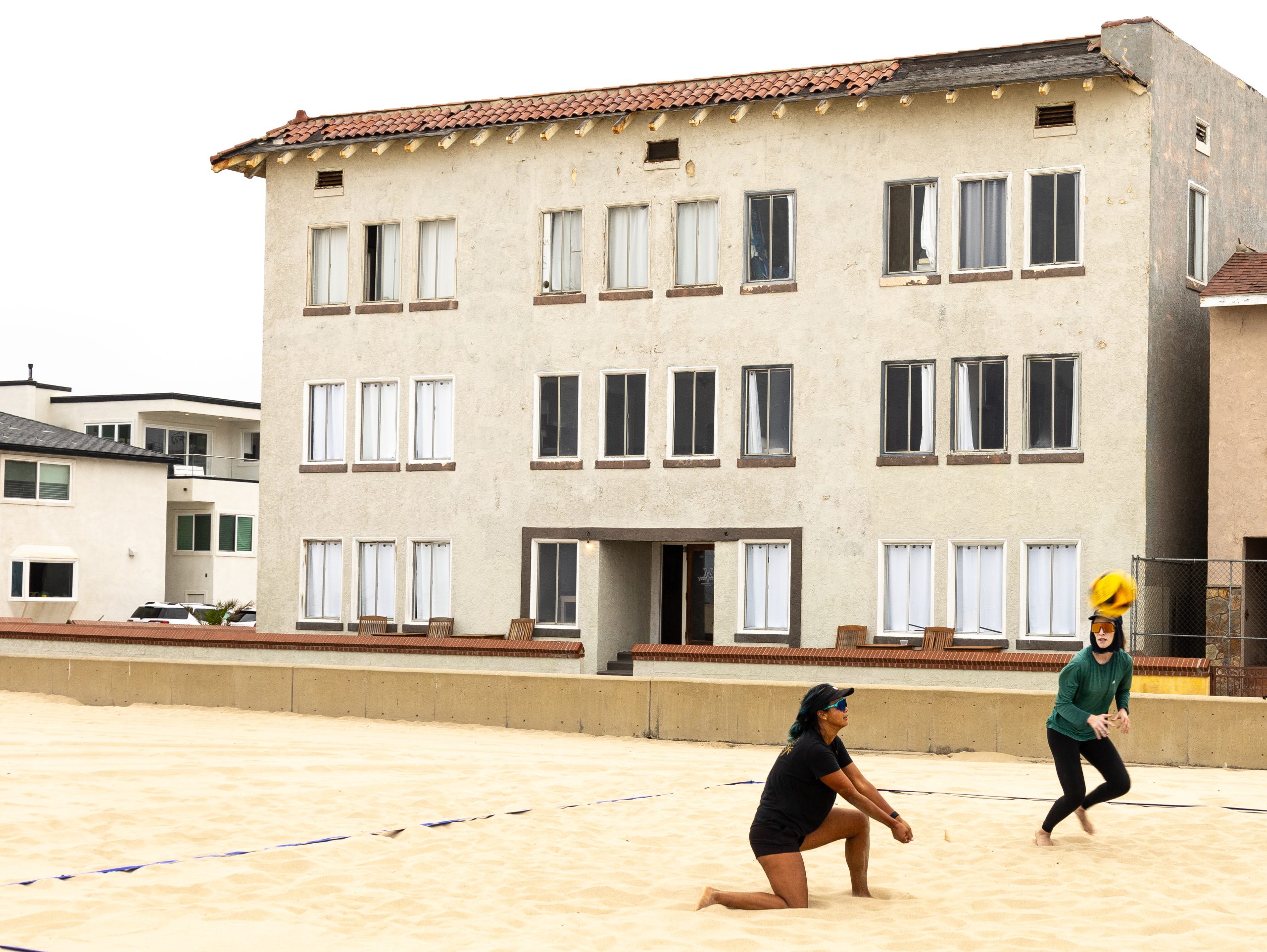 Hermosa Beach refunds Short Term Vacation Rental fine, but maintains Coastal Zone ban