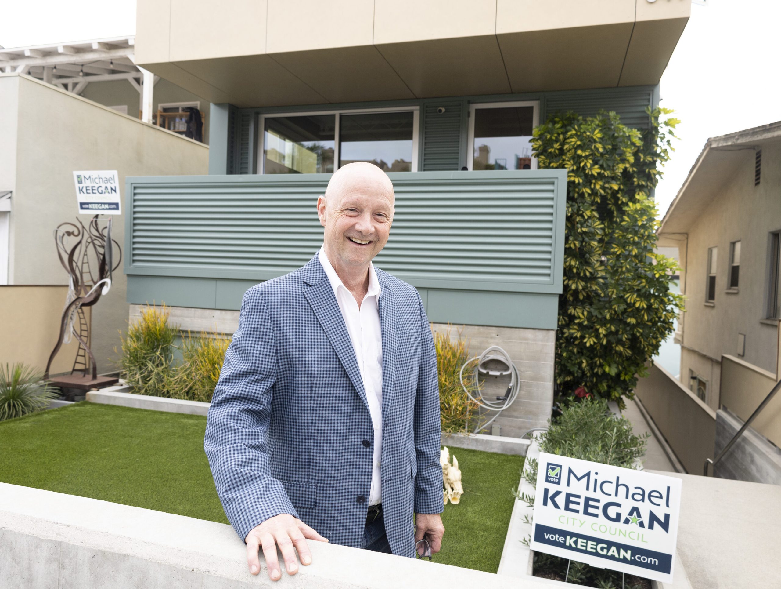 Hermosa Beach Council candidate Keegan wants course change