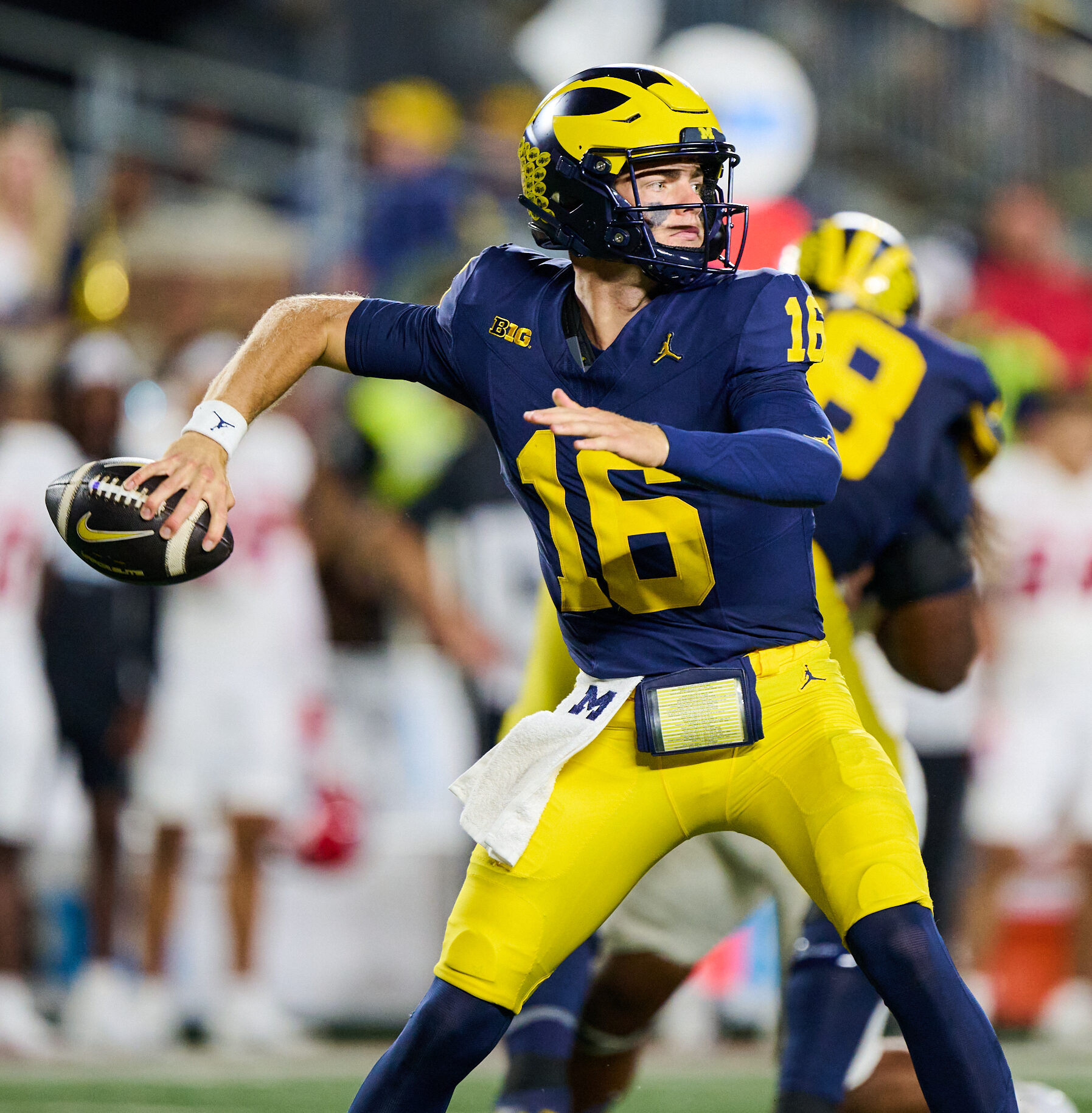 Michigan quarterback Davis Warren: From the playing fields of Manhattan Beach
