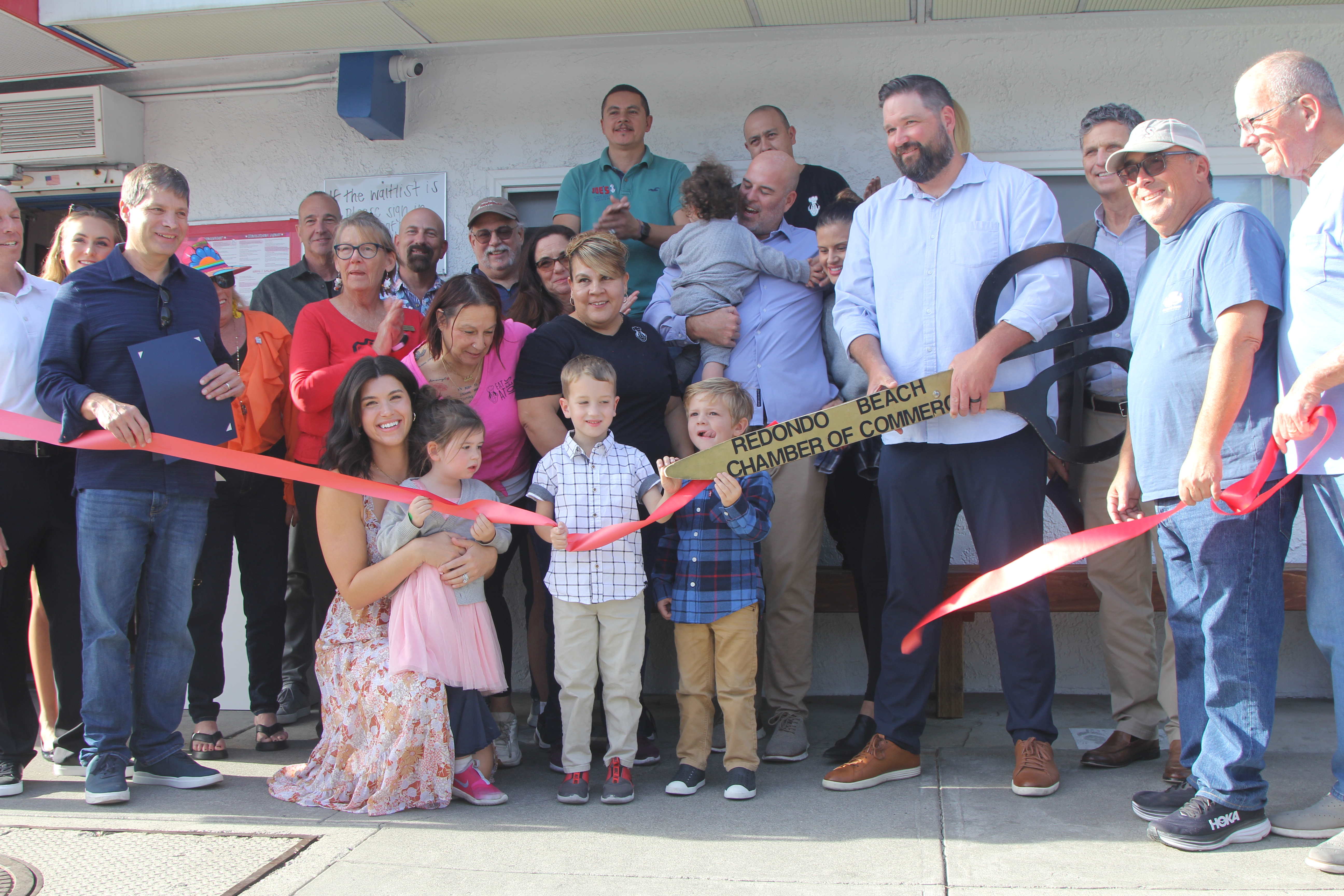 About Town Redondo: Extended smoke shop ban, Juneteenth, new Chamber CEO