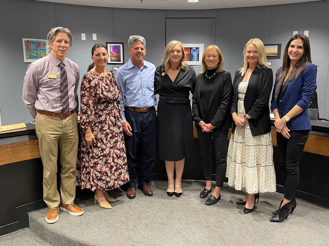 MBUSD honors Greenberg, Graves, welcomes Dohner