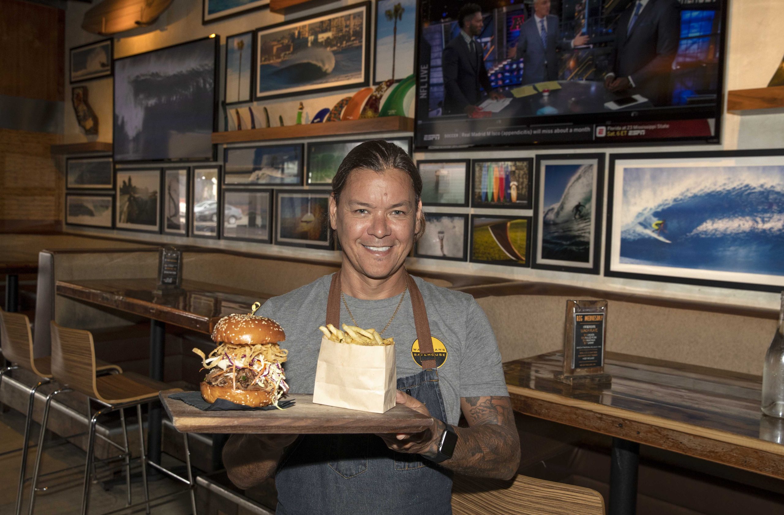 A La Carte: Restaurants on the move, bread lines in Redondo, wine dinners, and more
