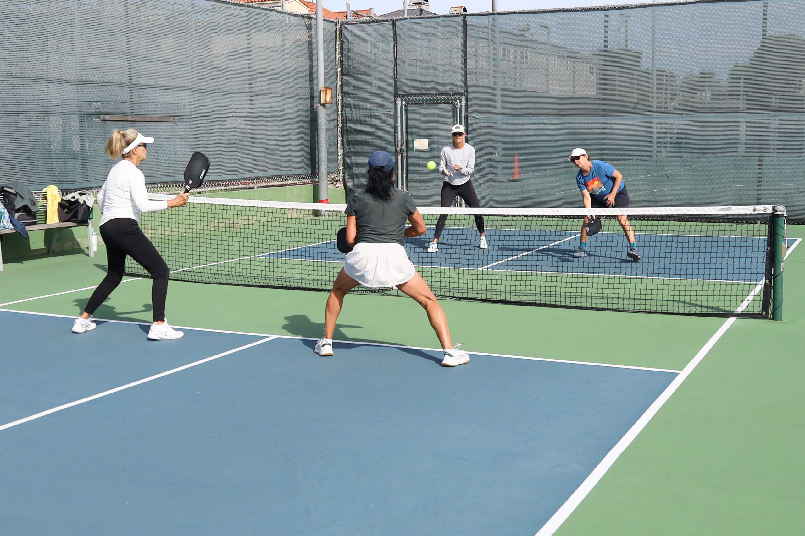 Decoupling policy proposed to defuse pickleball disputes in Hermosa Beach