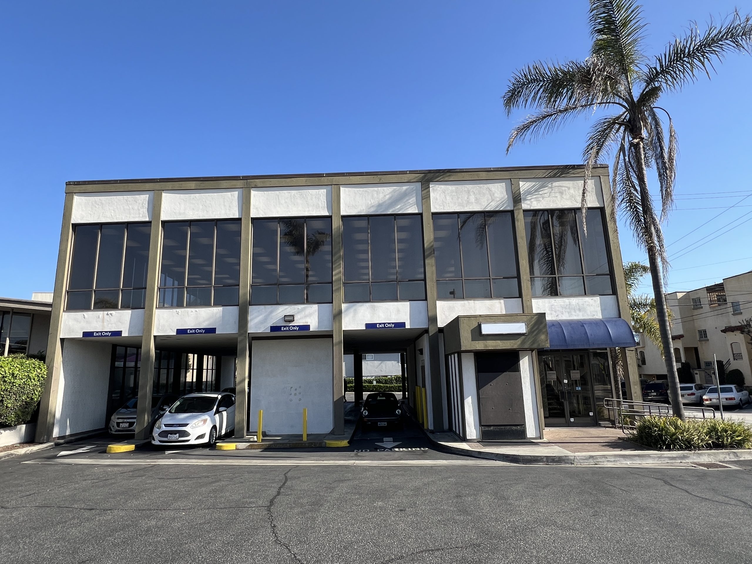REAL ESTATE: Manhattan Beach purchases $13 million downtown property