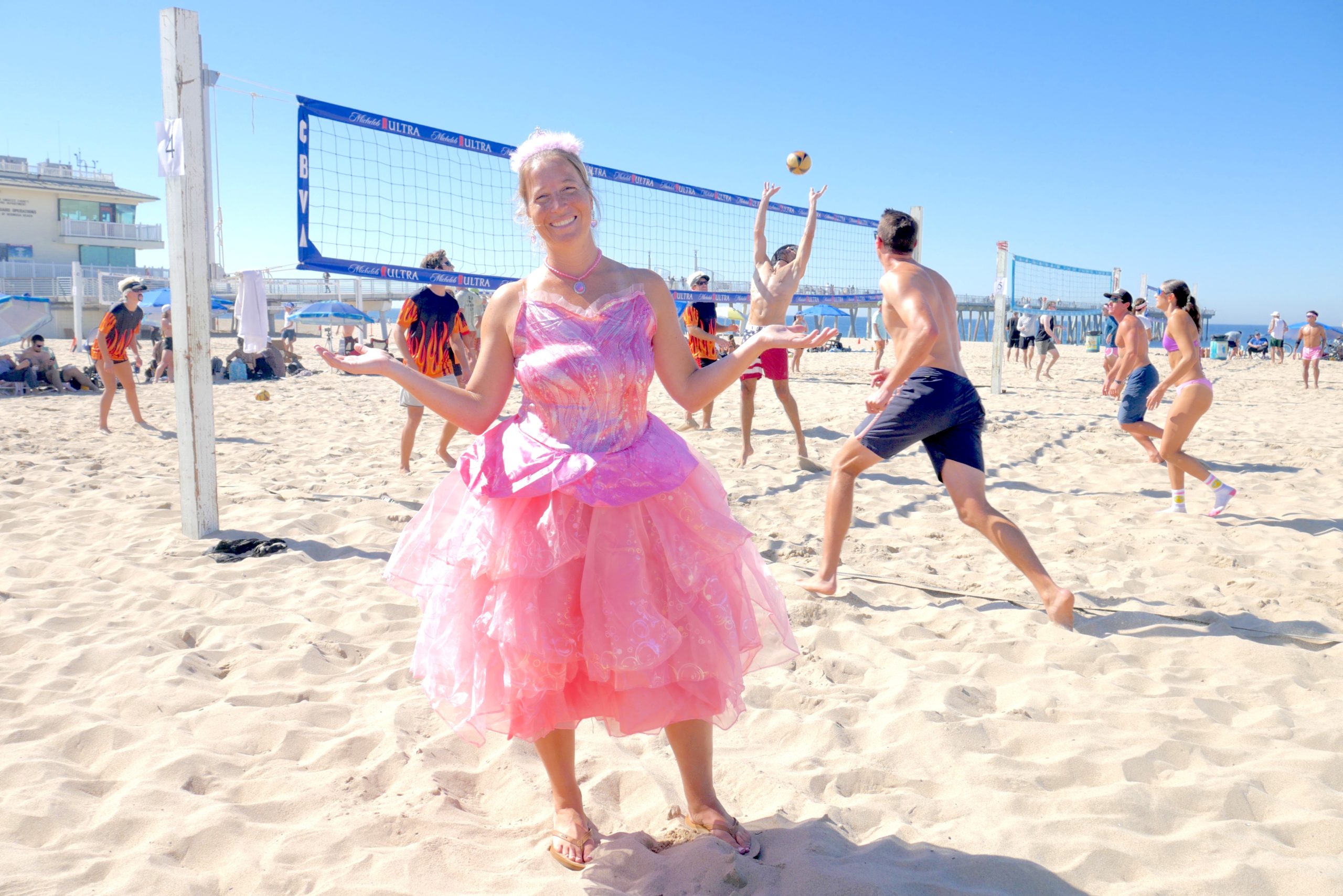 Volleyball tournament cuts sound to raise awareness
