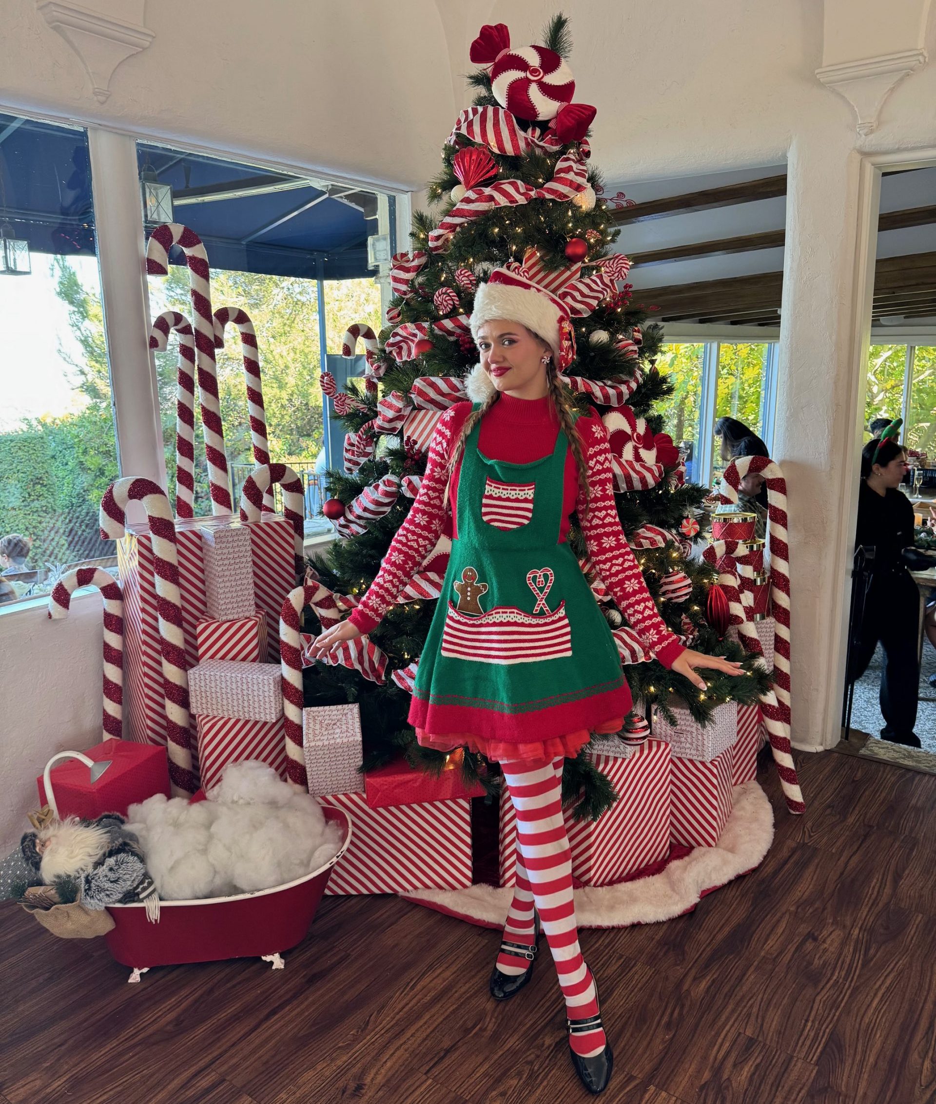 Spotlight on Community: ‘A Very La Venta Holiday Party’