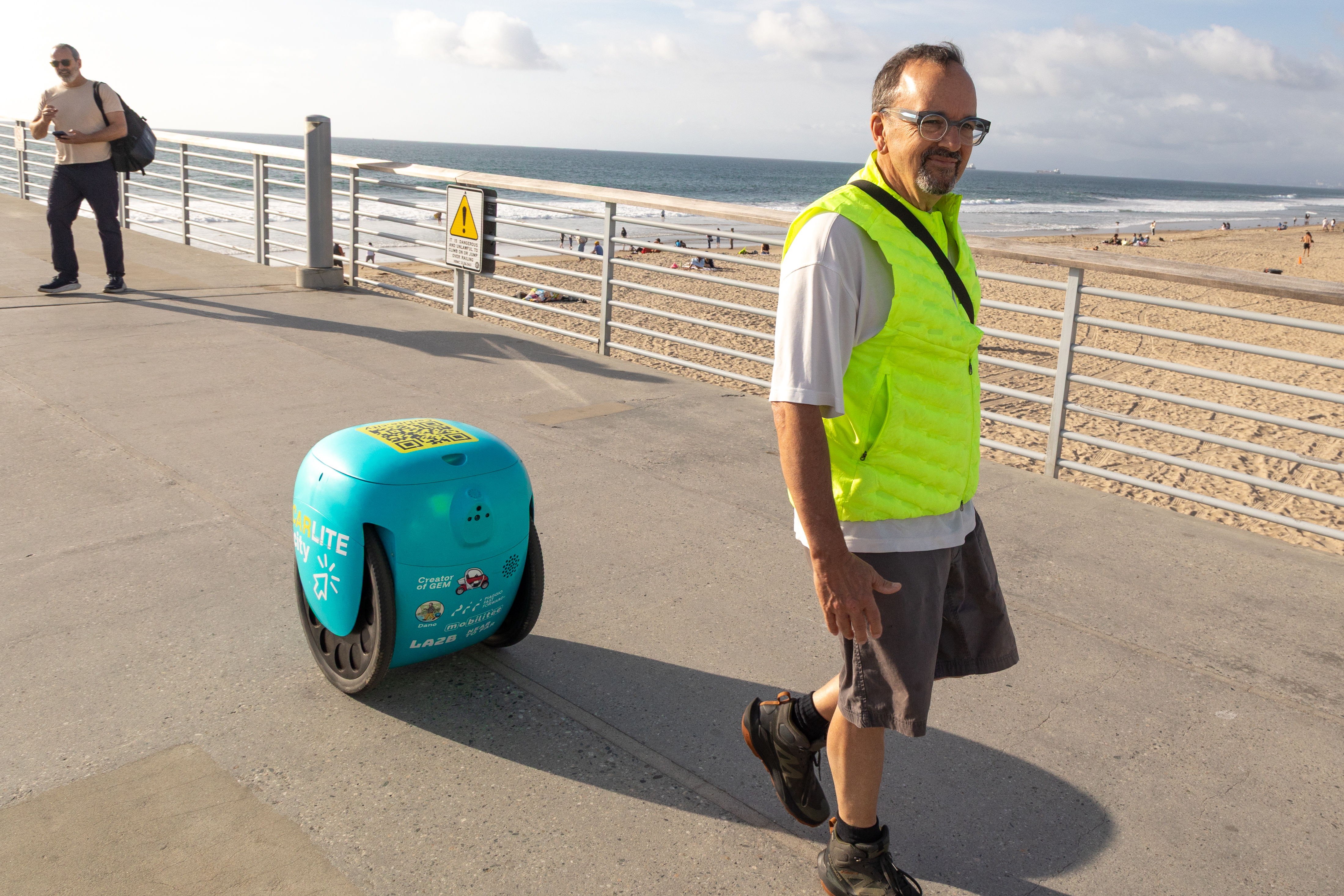 Car designer walks LA County to reimagine transportation